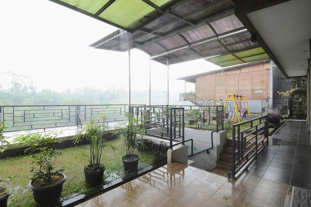 Villa Lemon Lembang Exterior photo